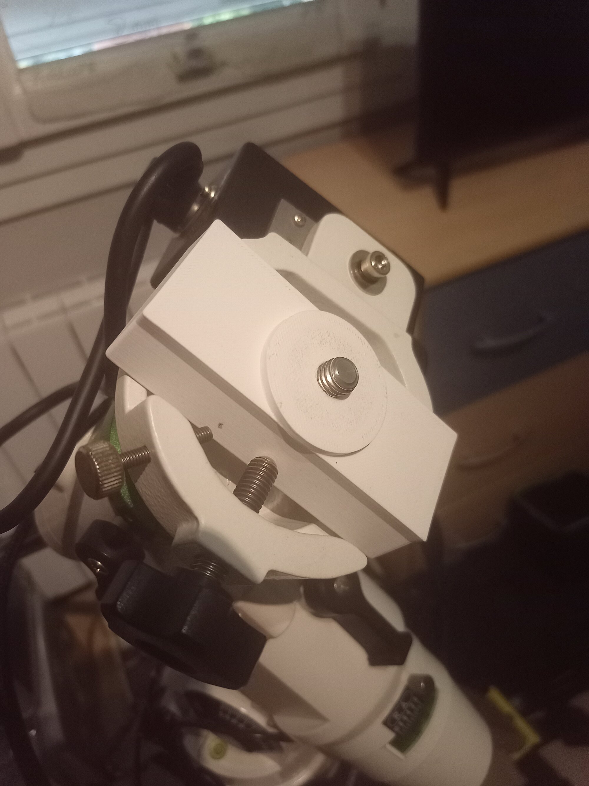 Equatorial adapter for the Seestar S30 Pro and S50 Pro